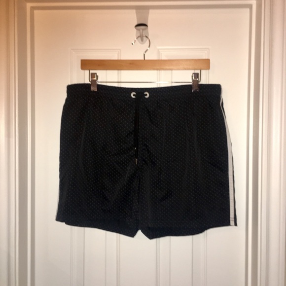 🏊‍♂️🏊‍♂️🏊‍♂️ Men’s THEORY boxer swim trunks. - Picture 7 of 11